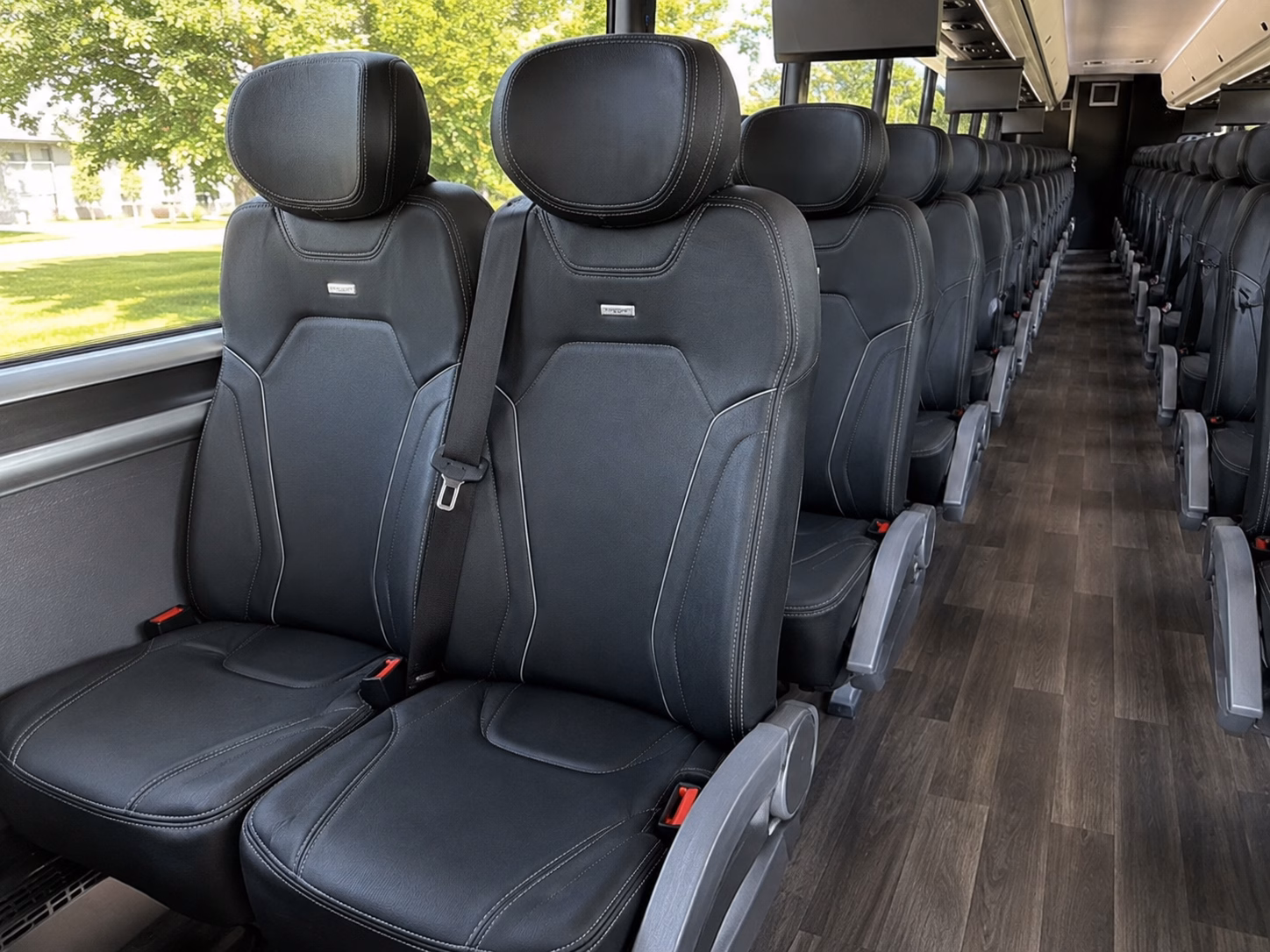 bus rentals to toast taste at wildwood park