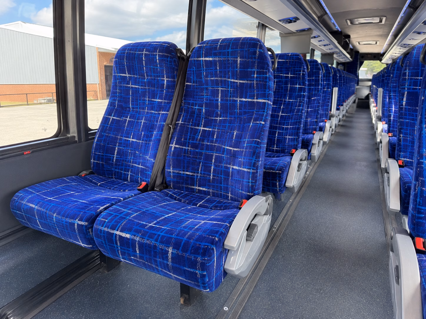 buses to the altus wine corridor and arkansas wine country