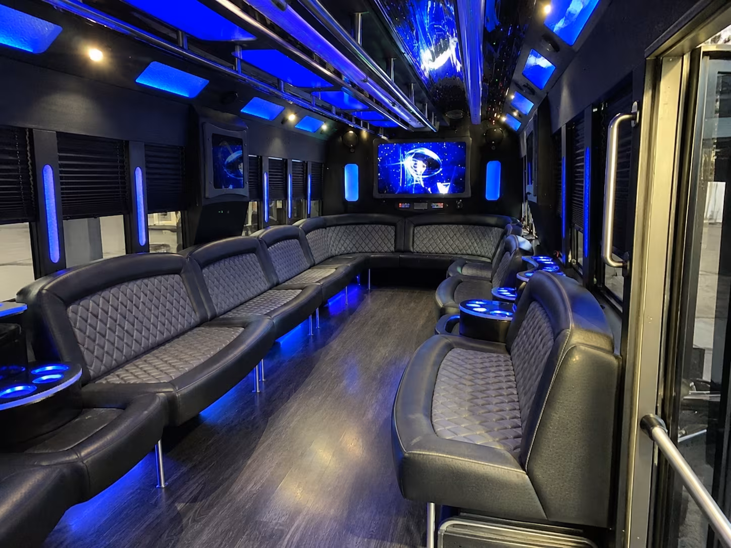 little rock 28 passenger party bus interior