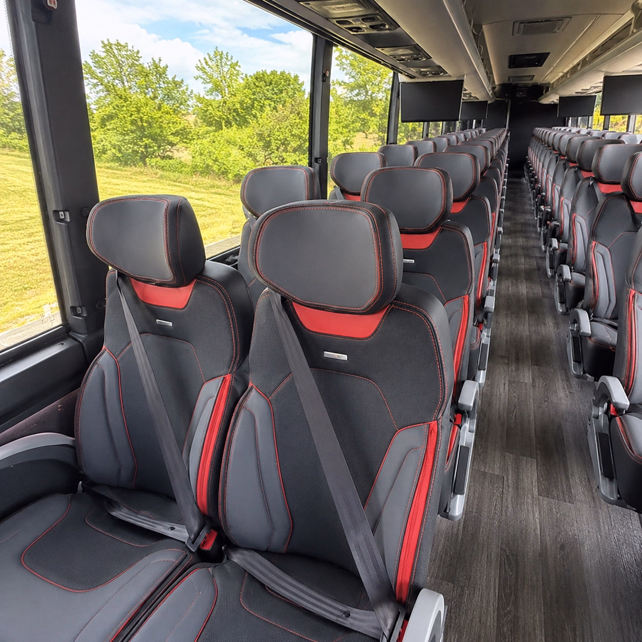 multi day and long distance government charter bus rentals from little rock