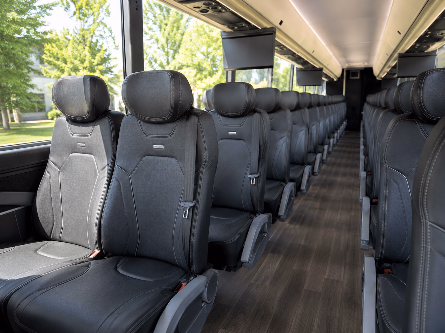 wine tour buses from little rock to cowie wine cellars and logan county